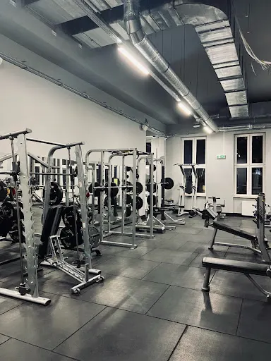 Siłownia i klub fitness Wrocław Kleczków 24h | Well Fitness